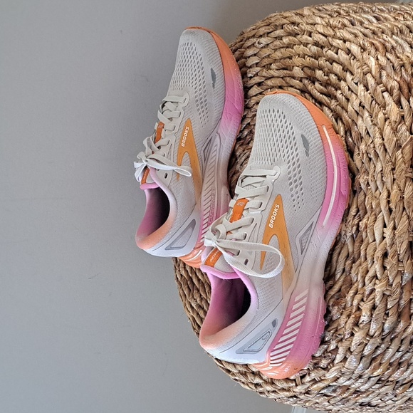 Brooks Shoes - Brooks Womens Adrenaline GTS 23 Running/Athletic Sneakers Cream/Pink/Orange S-7